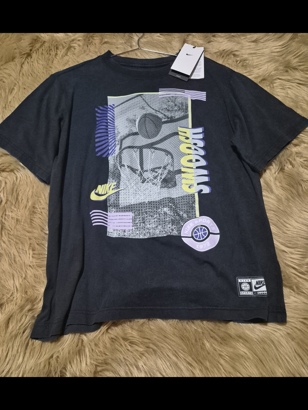 Nike Swoosh Loose Fit Women’s Tee Activewear Style